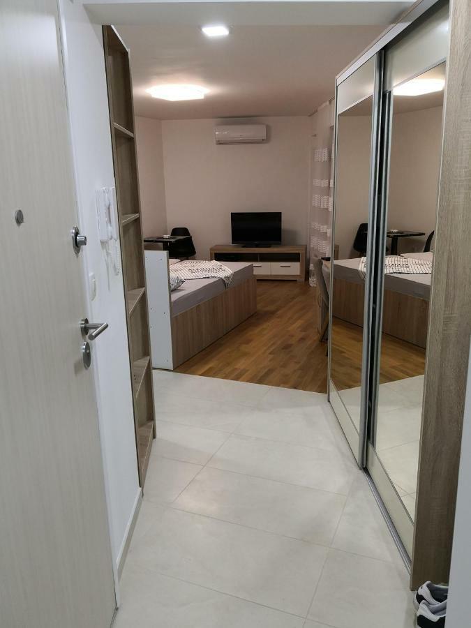 Studio Apartment Noa モスタル エクステリア 写真